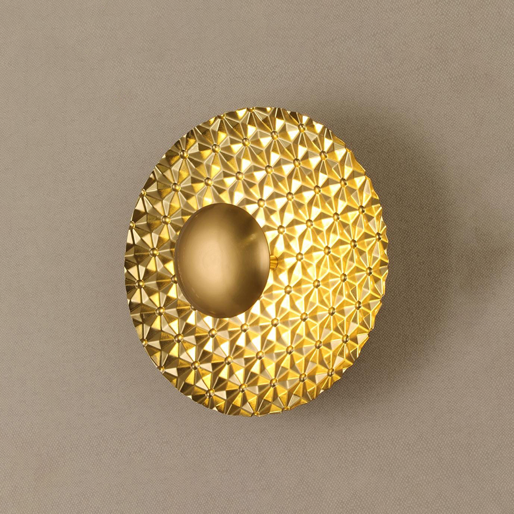La Manor Wall Lamp