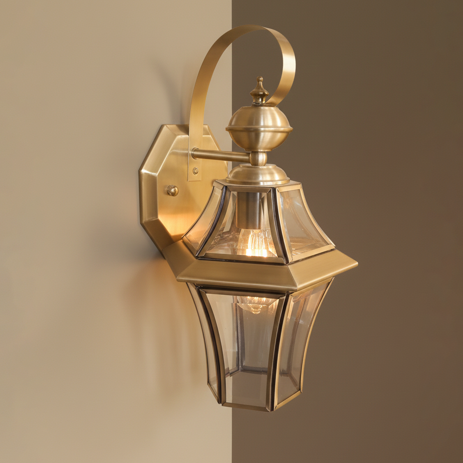 Silva Wall Lamp