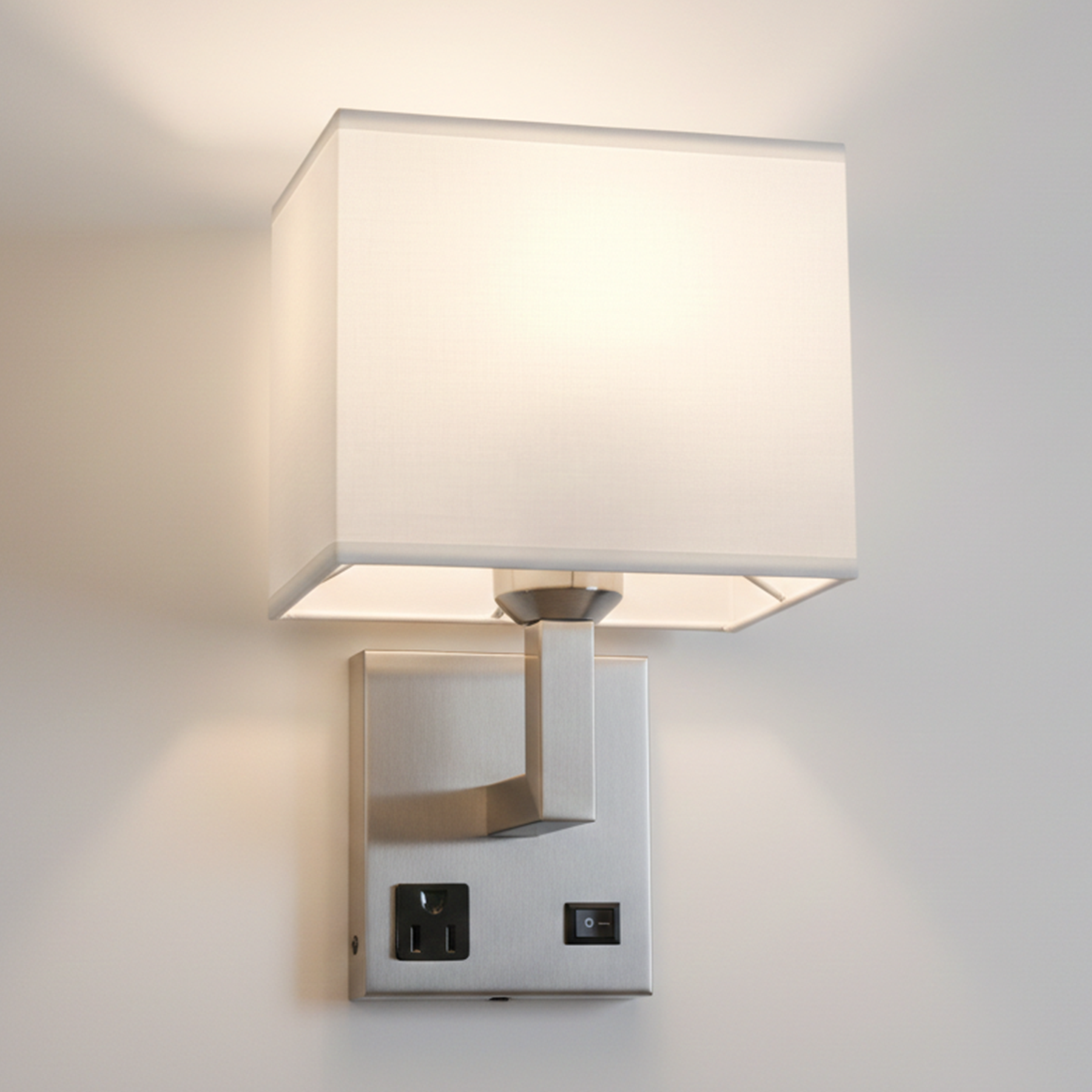 TORVI Wall Lamp