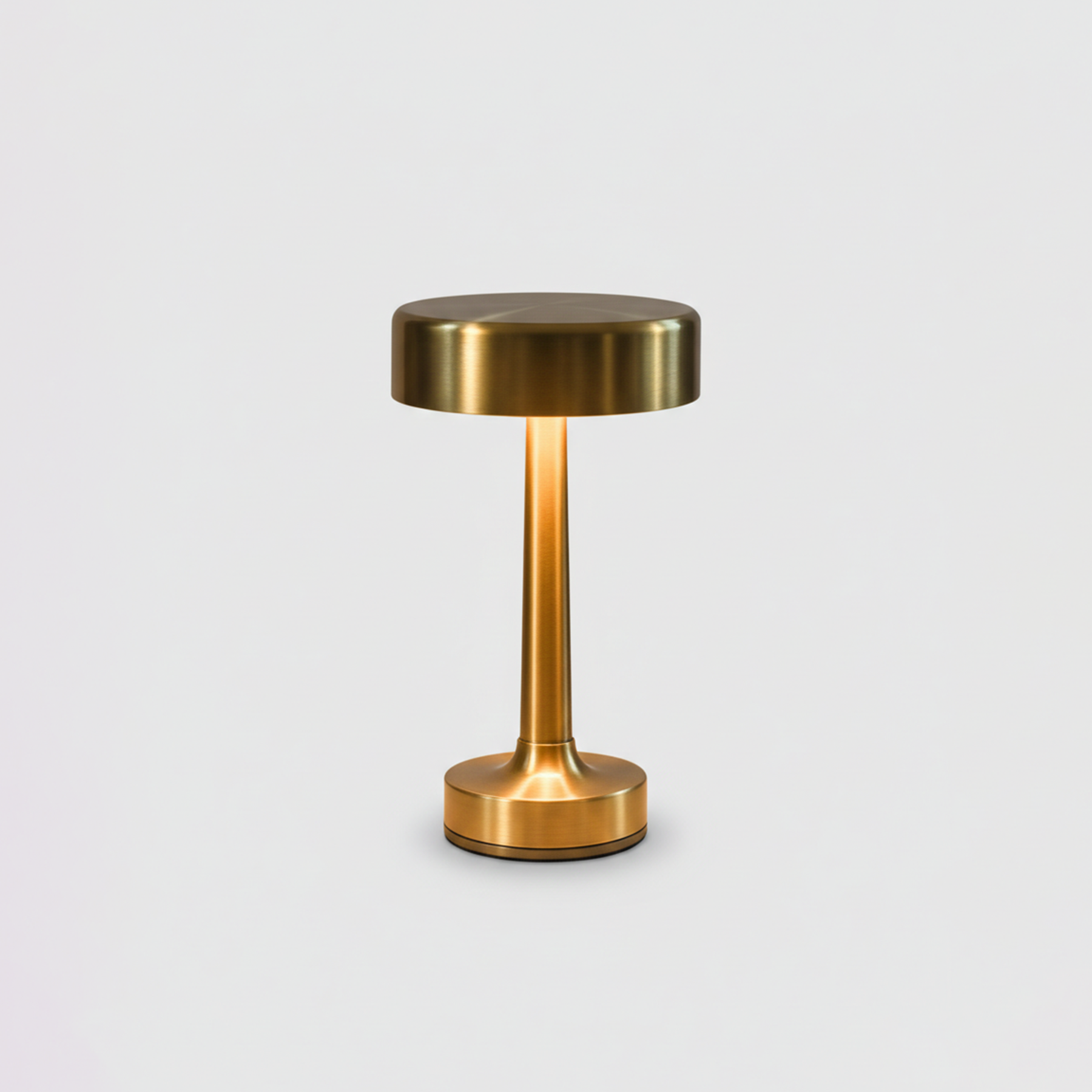 Halo Dimmable Lamp